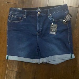 Lila roe Boyfriend denim shorts